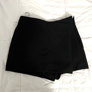 Zara Black Asymmetrical Skort